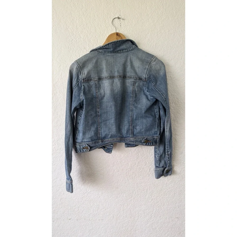 BP Nordstrom Womens Cropped Denim Trucker Jacket Medium‎ Wash Blue Long Sleeve